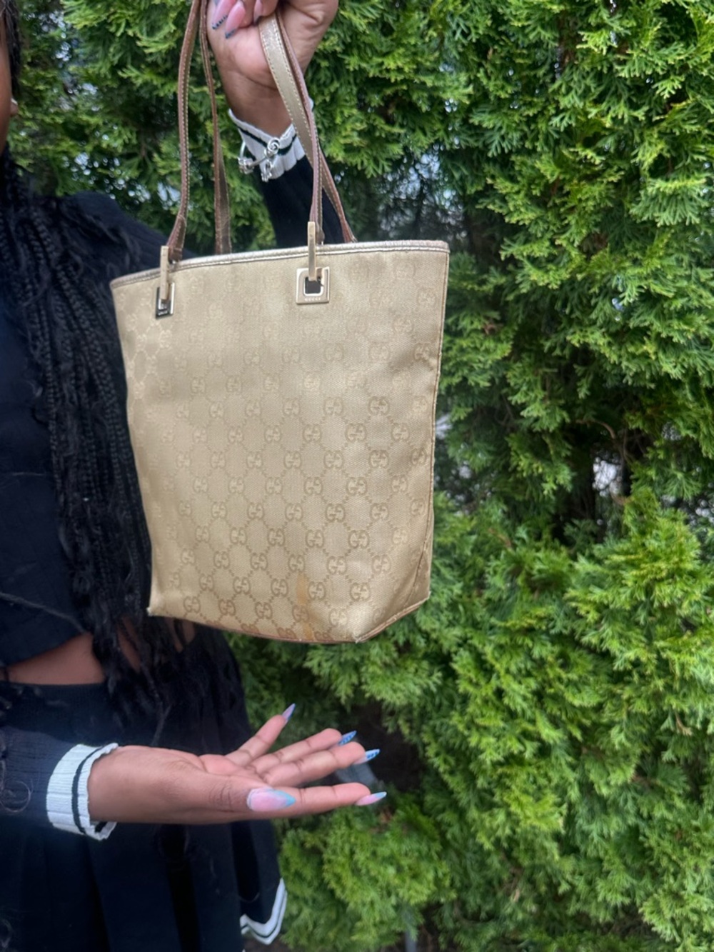 Pre-Love GUCCI Classic Beige Tote Bag - Neutral Everyday Shoulder Bag